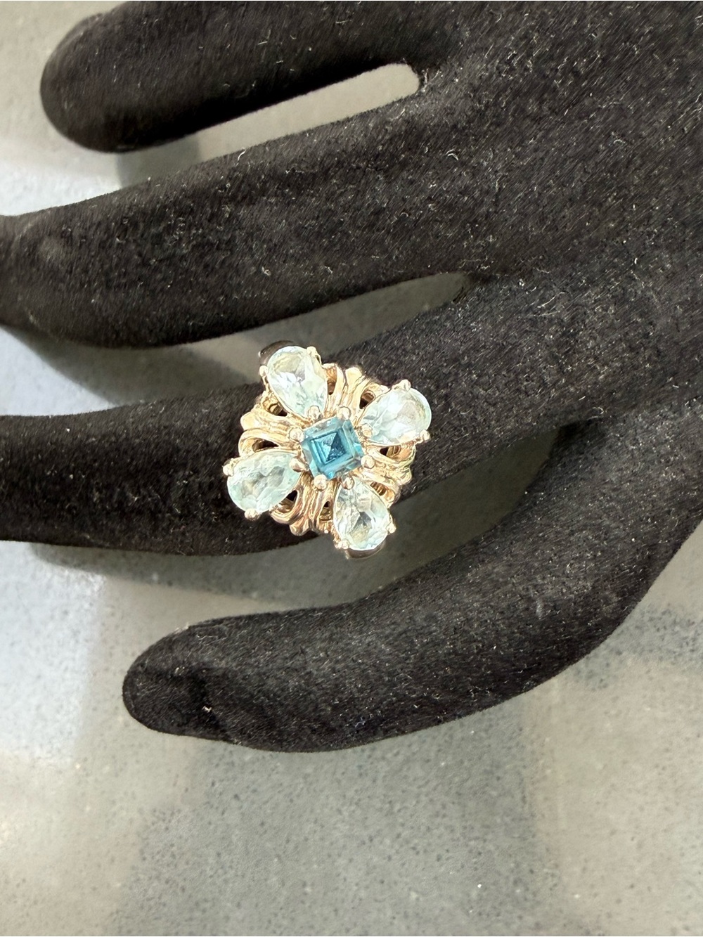Vintage Sterling Silver 925 Blue Topaz Floral Cluster Ring Size 5.5